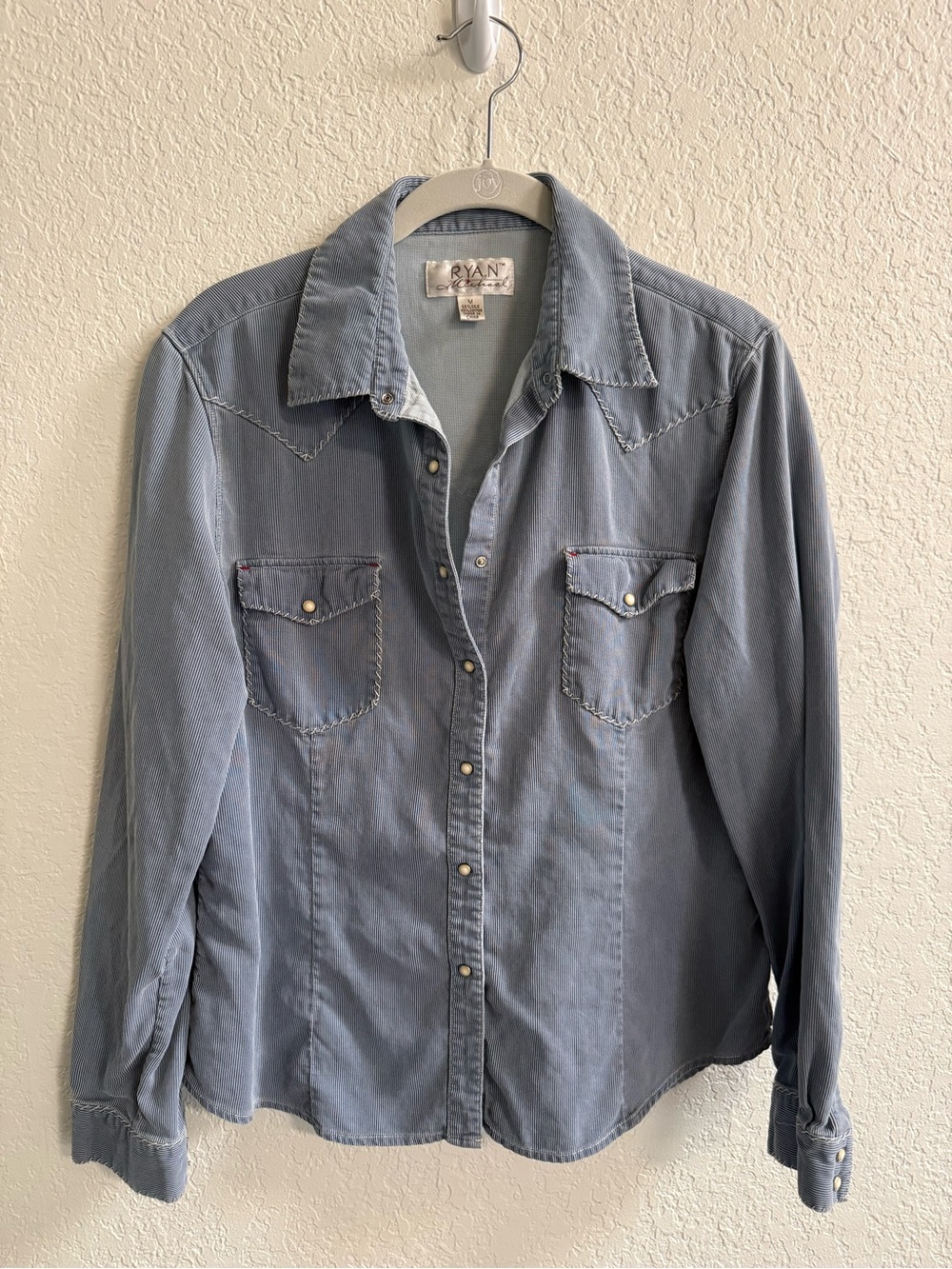 RYAN Women's Light Denim-Blue Western Button-Down Pearl Snap Shirt Silk/Cotton